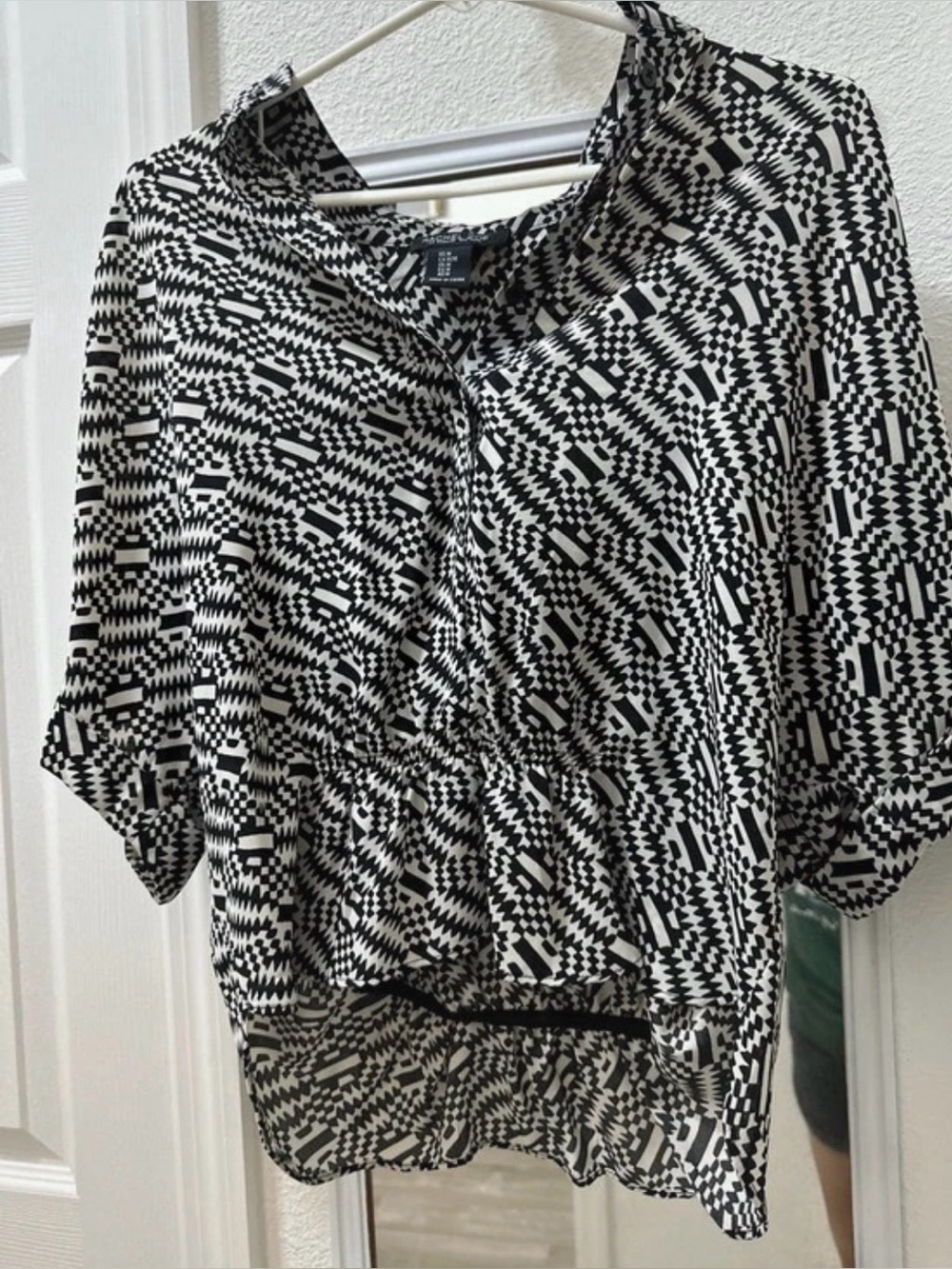 Rachel Zoe Black & White Geometric Peplum Blouse
